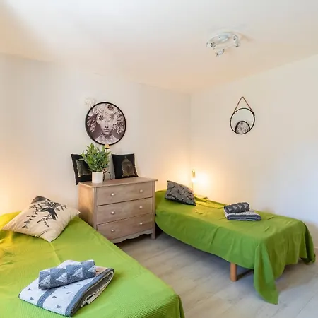 Holiday home Coin De Paradis Au Mont Ventoux *